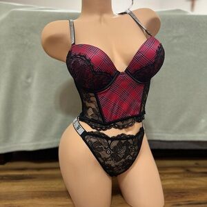 32C/M Victoria’s Secret bra set